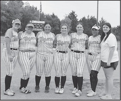 Maud Lady Tiger seniors (not in order): Raeyleigh Gensman, Amerikus Street, Abbigayle Bull, Shaelynn Fletcher, Kyliana Brown, Jaycee Pack and manager Nevaeh Travels Staff Photo by Andrew Wilson