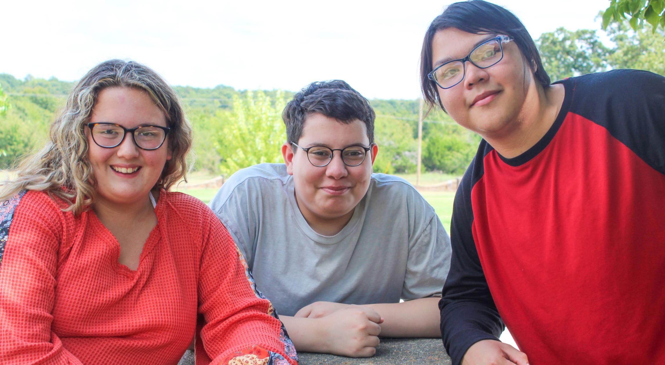 VARNUM INTRODUCES 21-22 JOURNALISM STUDENTS