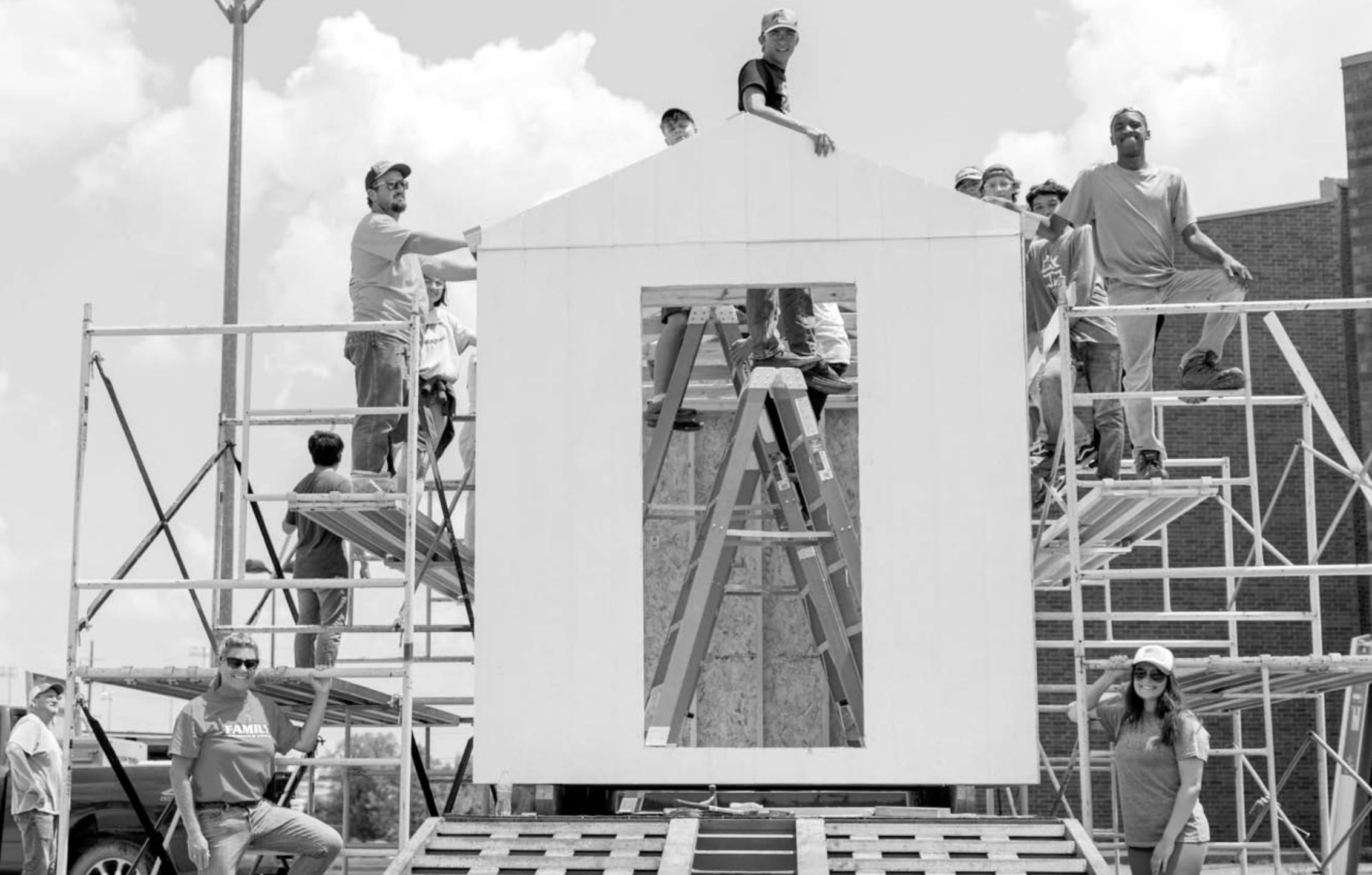 Students Build Tiny House For Person in Need