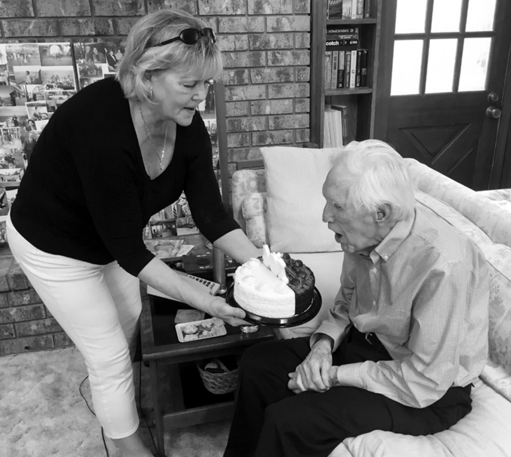 Pulitzer Prize Winning Journalist Who Called Wewoka ‘Home’ Dies at Age 107