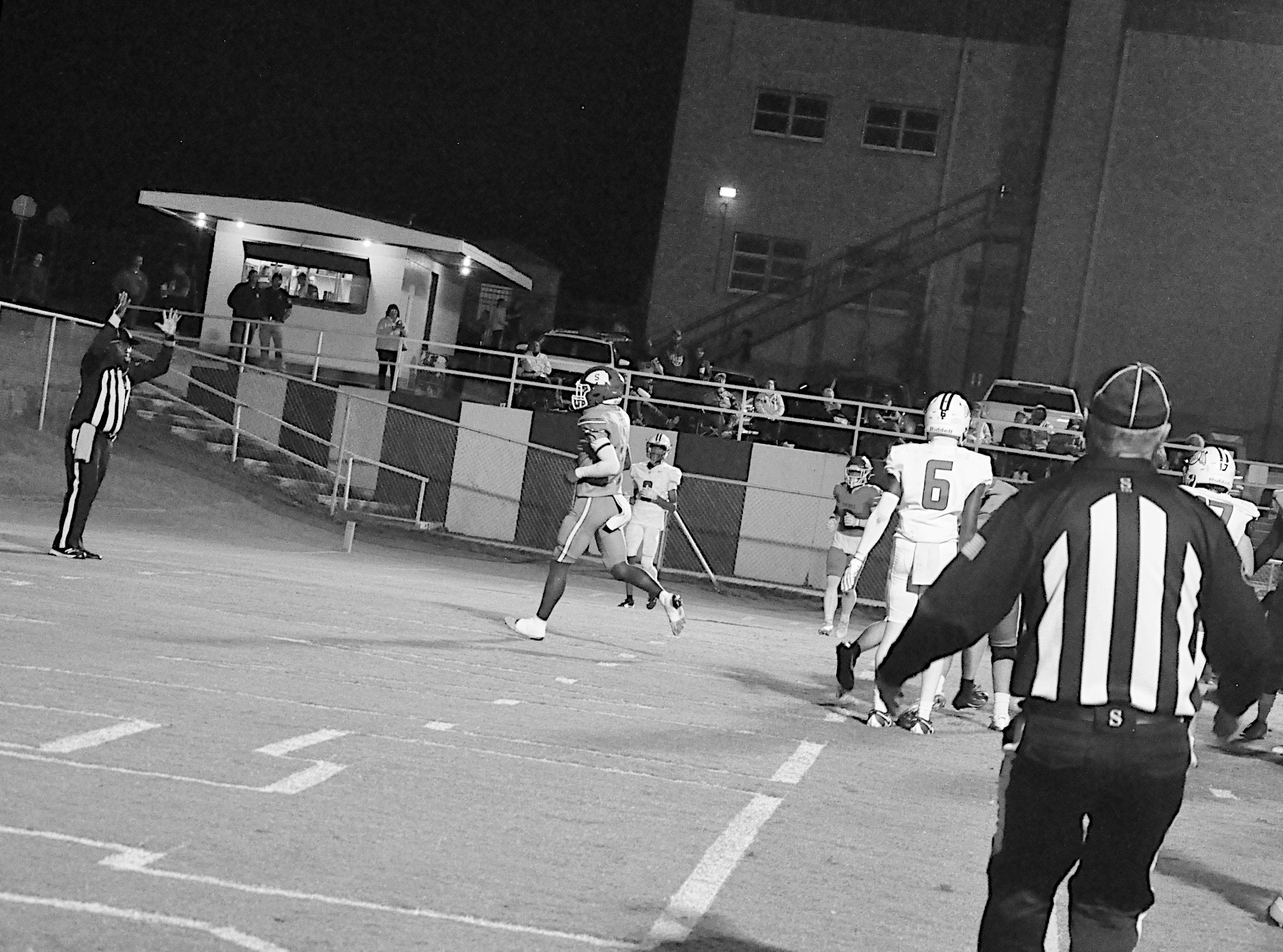 Seminole Chieftains Take Care of McLoud Friday Night