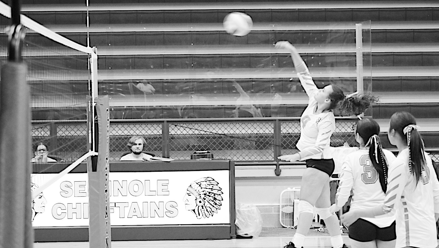 Seminole Volley Protect Home Court