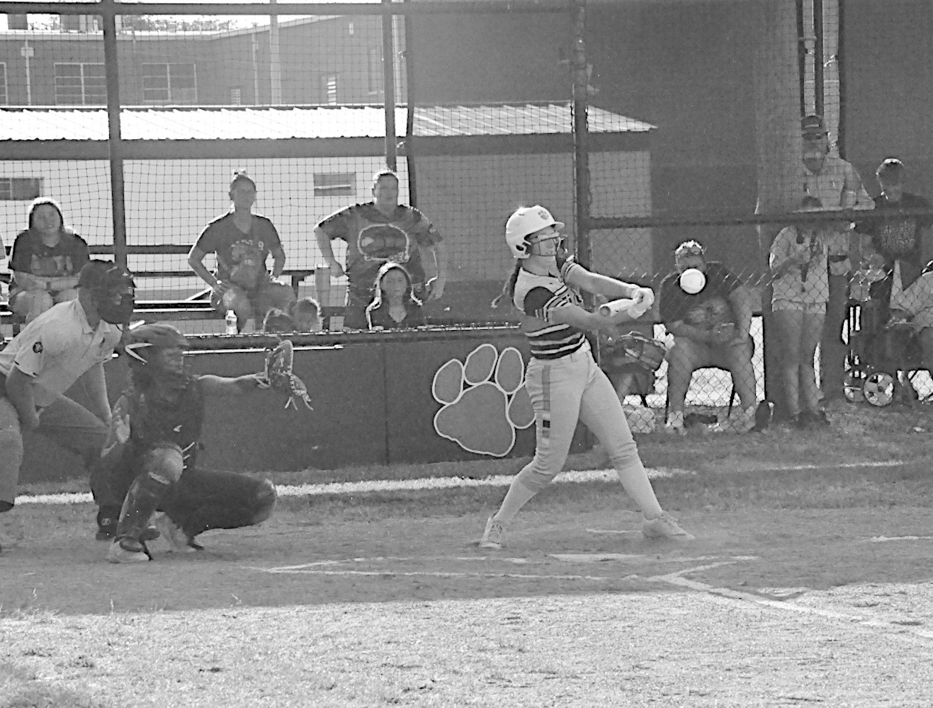 Maud Lady Tiger Mariah Moran hits the single to get on base Friday night. Staff Photo by Bill Anderson