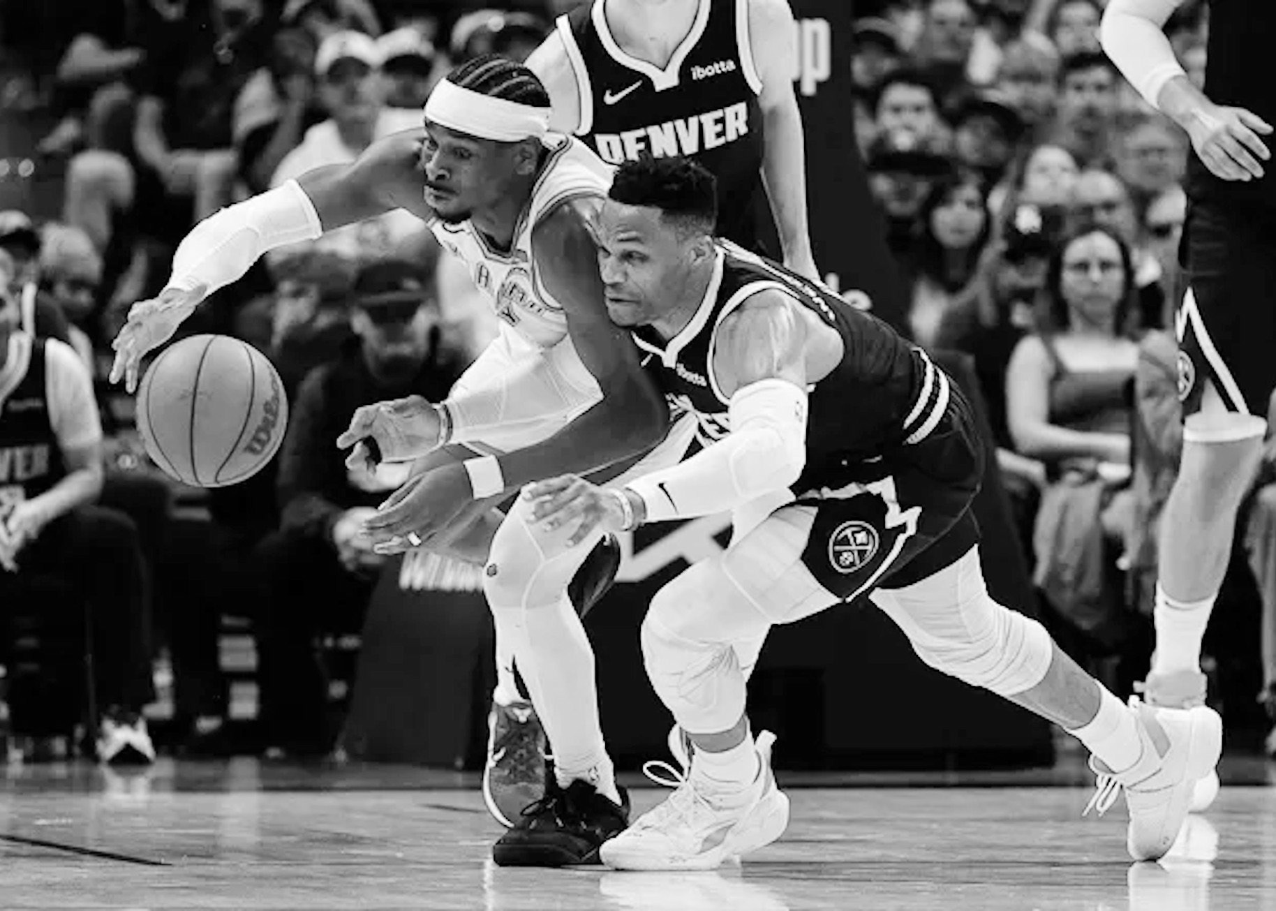 Thunder Even Series at 2-2 with a 92-87 Game 4 Win Over Nuggets
