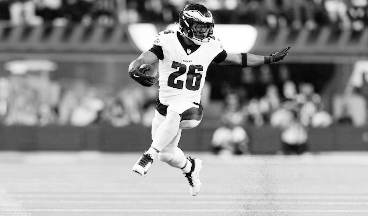 Saquon Barkley Eclipses 2,000-Yard Mark as Eagles Clinch NFC East