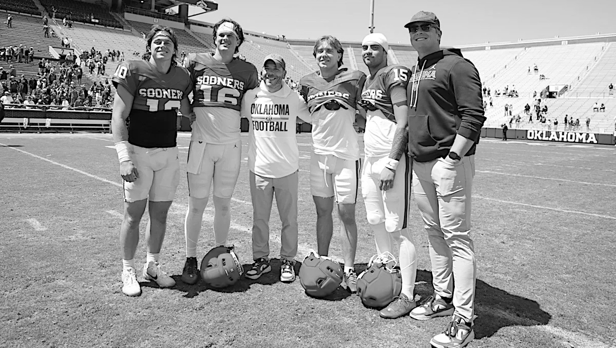 OU Legendary QB Sam Bradford Spent Time with John Mateer