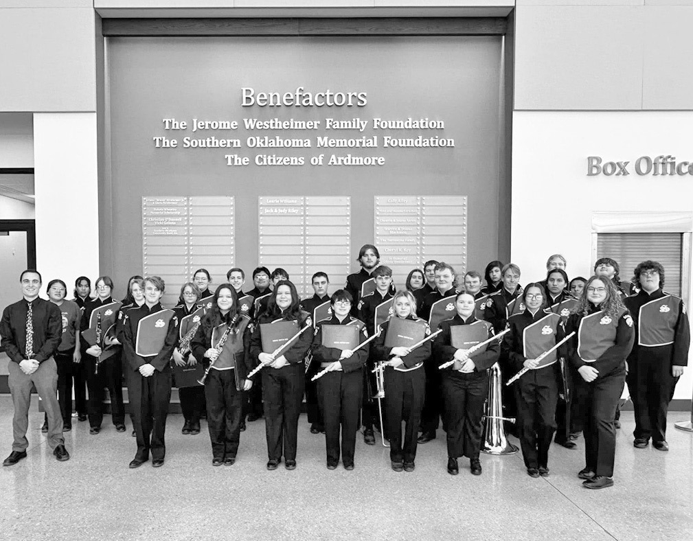 The Seminole High School Band captured a couple of excellent awards at this week’s District Band contest in Ardmore and will be headed to state competition next month. The band, under the direction of Konnor Robertson, scored a “1” in both stage and
