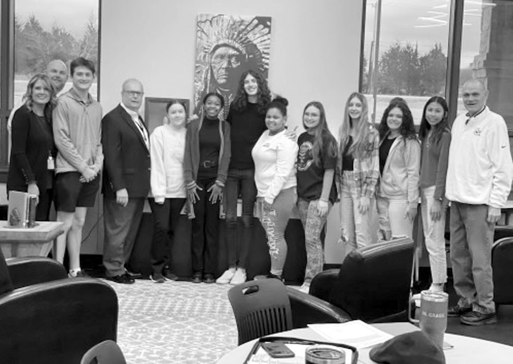 Women on Mission Hold Meeting