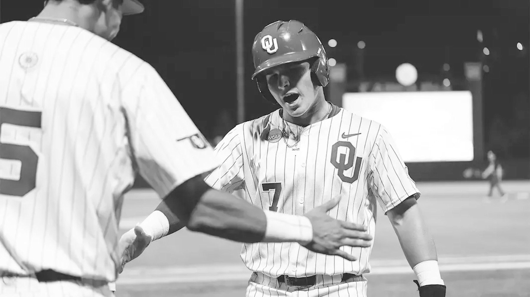 OU Forces Winner-Take-All Regional Final with Pair of Wins Sunday