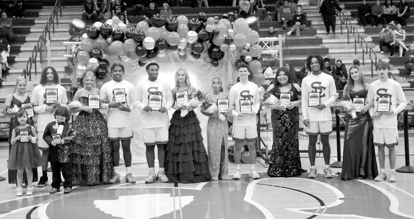Christian Brager and Reyley Stanfill were crowned Seminole High School’s Homecoming King and Queen Friday night, Feb. 6. Pictured l-r are Daisy Wood, Tyce Bruner, Jaxie Satawake, Donavin Garfield, Brager, Stanfill, Ava Yarbrough, Ben Schatzel, Elsie McG