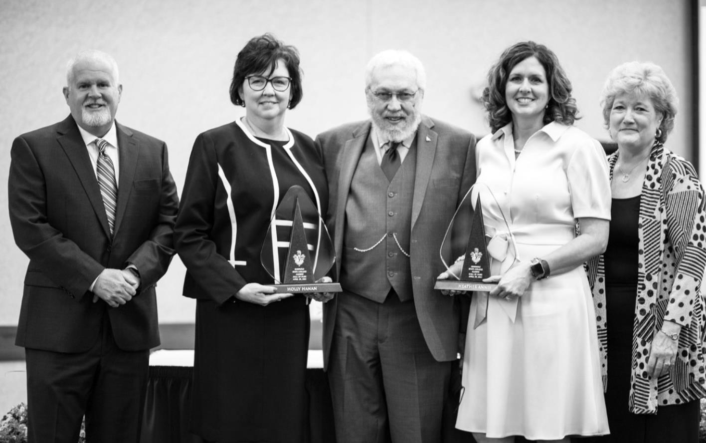 SSC Honors Alumni, Former President at Spring Banquet