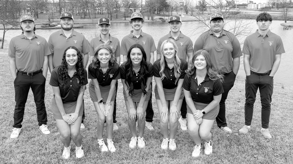 Members of the Seminole State College men’s and women’s golf teams (pictured left to right, back row): Ethan Robbins, Johnny Howard, Chase Conner, Cooper Mercer, Jonathen Martens, Cayden Sherwood and Jackson Summar; (front row) Shelby Ellis, Allison T