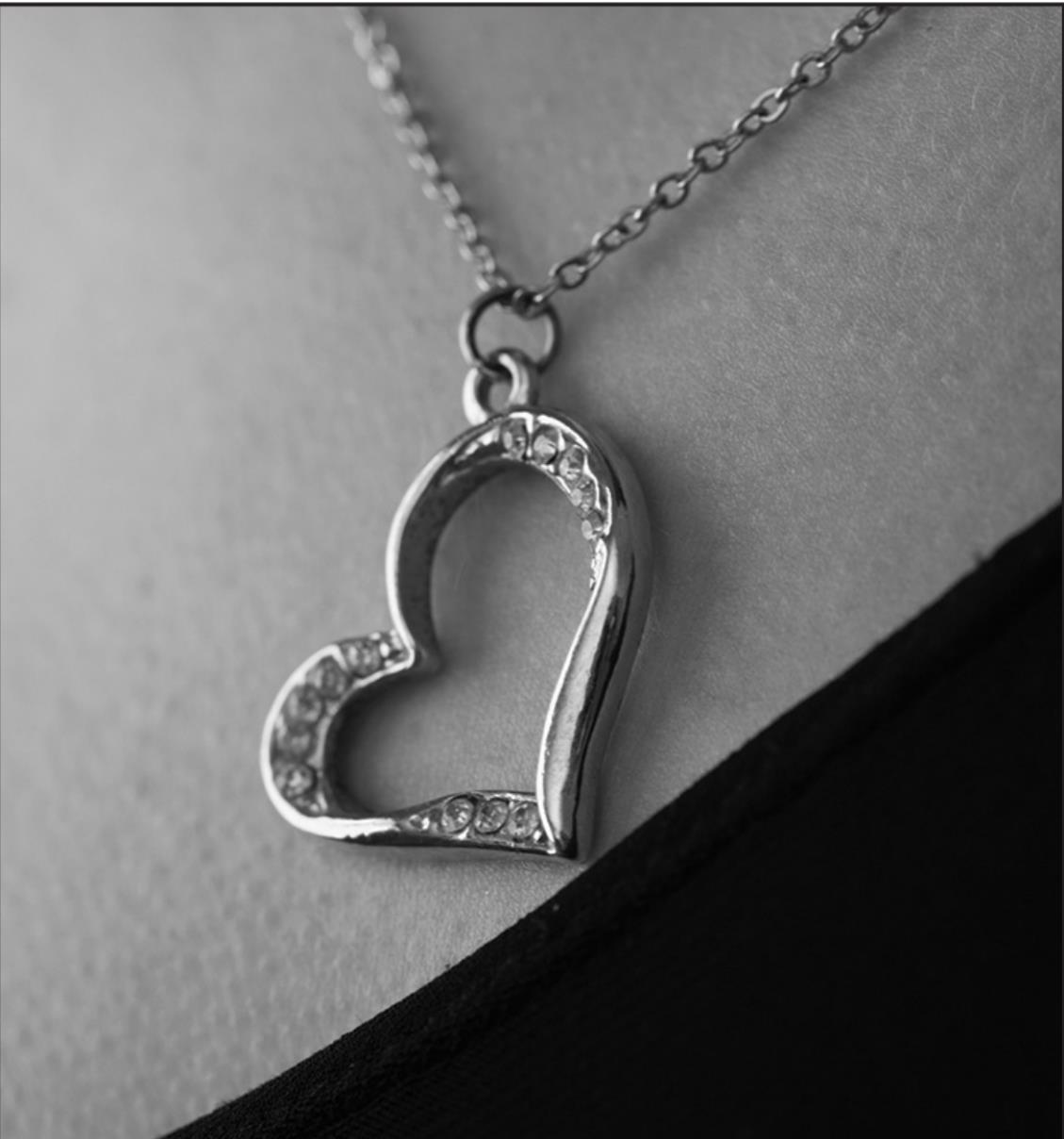 Givers’ Guide to Valentine’s Day Jewelry