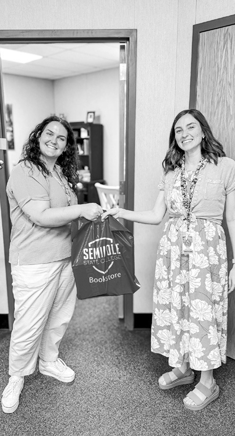 SSC Delivers Over 700 Textbooks to Concurrent Students