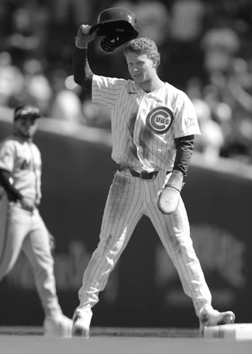 Chicago Cubs Pete Crow-Armstrong has joined the 40-40 club by stealing his 40th base to go along with his major league-leading 45 home runs. The Chicago Cubs beat the Marlins 2-1.