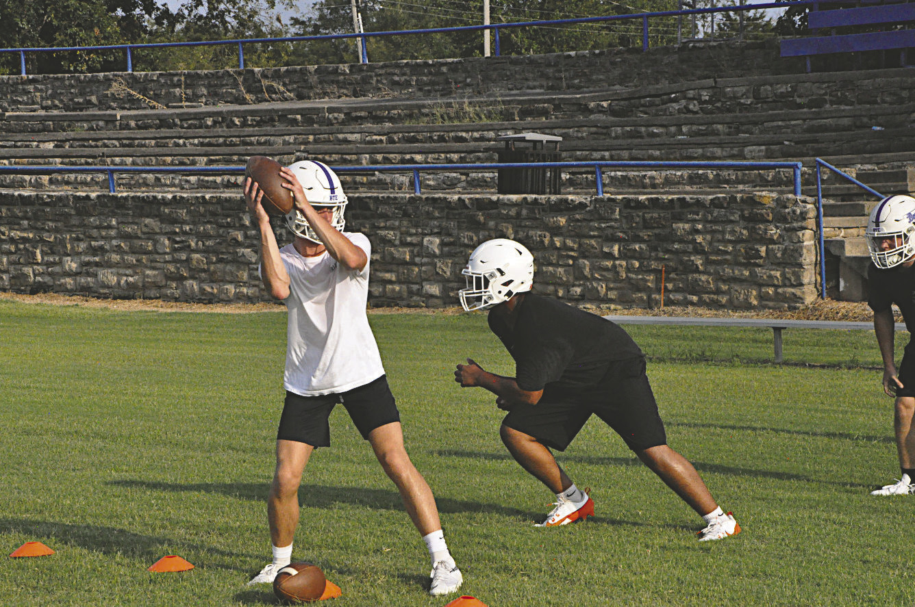 Bowlegs Bison Football