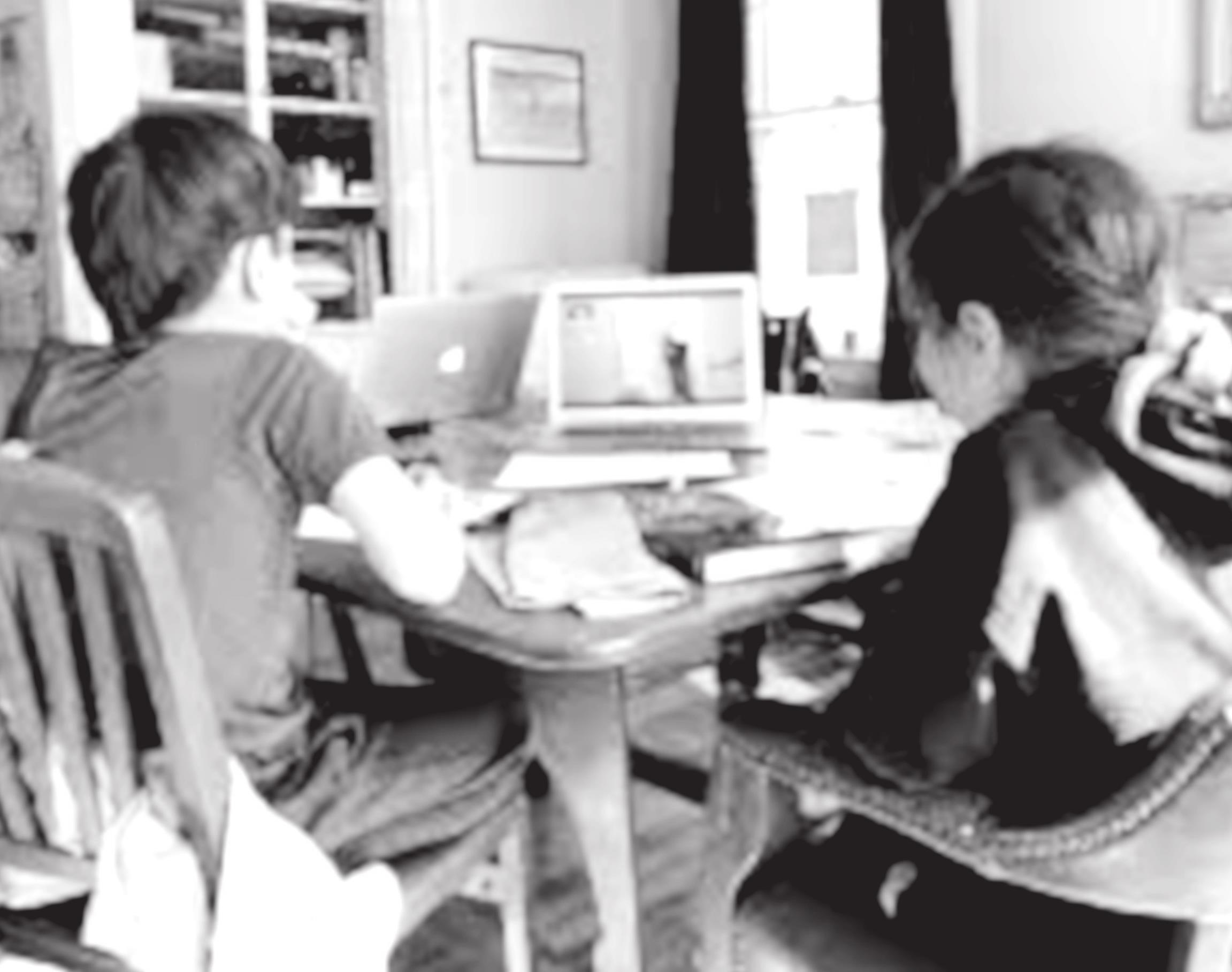 Teaching kids At Home Due To Coronavirus? Homeschooling Moms Share Their Tips