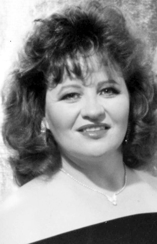 Paula Lou Harvey