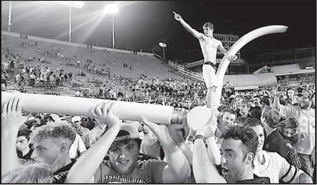 Five Top College Football Teams Fall Over the Weekend