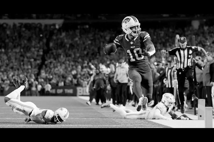 Buffalo Survives Upset Scare, Moves to 3-0 After Miami Doomed by Late Mistakes