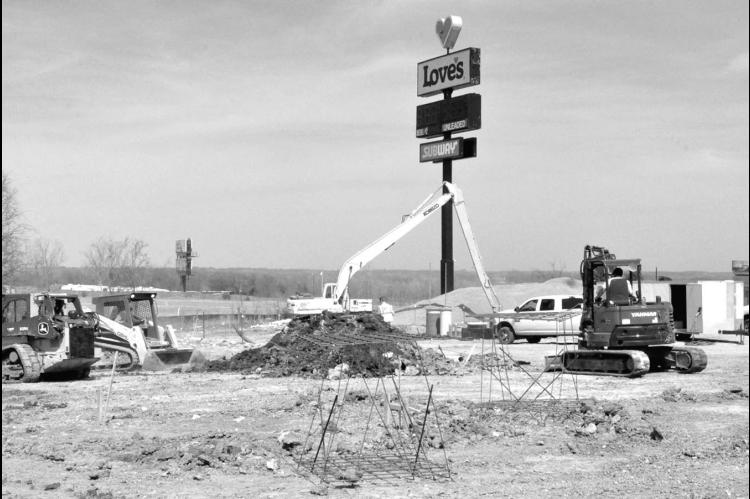 Crews have been moving dirt just north of the Love’s Travel Stop at Highway 99 and I-40 to make way for a brand-new store. According to a Love’s employee, the current store will close at the end of this month. The new store will reportedly open later 