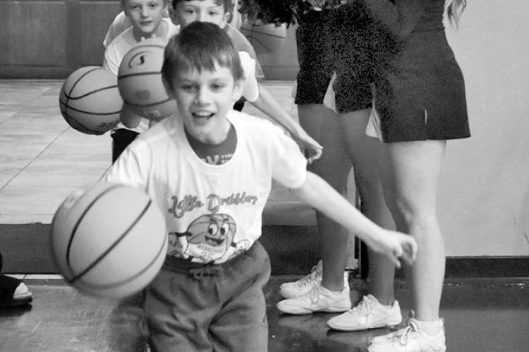 ‘Little Dribblers’ Dazzle Basketball Fans at Halftime