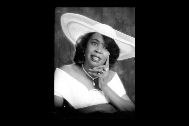 Yetta Carolina