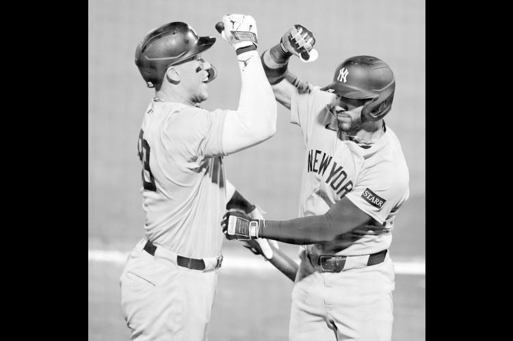 Yankees Become 1st MLB Team to Hit 9 Home Runs in a Game Twice in One Season