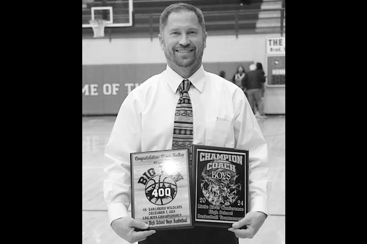 VarnumHeadCoachJonHadleywinshis400thCareer win with the Whippet boys at the LRC Tournament. Courtesy Photo by Jeanne Gosa