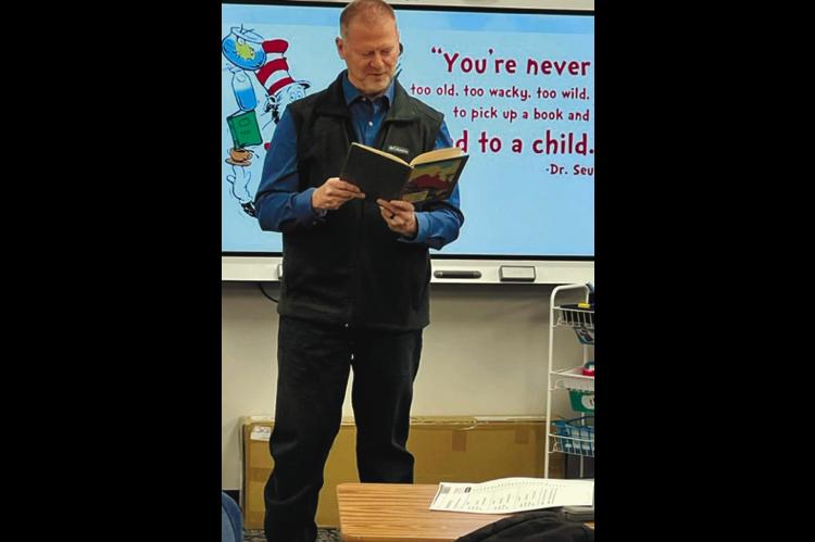 Mayor Reads to Kids