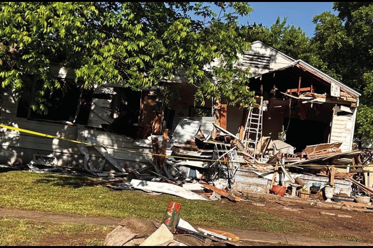 Police Smash House to Nab Suspect