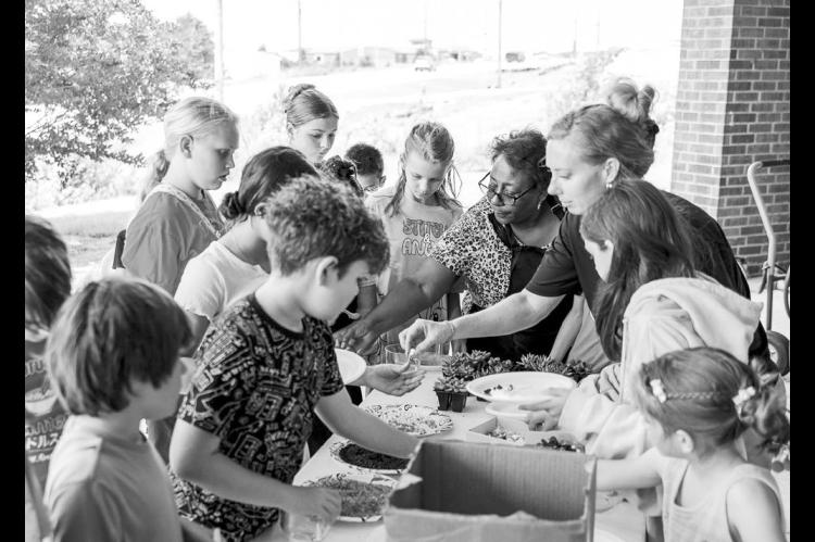 Seminole State College will host three summer camp opportunities for children in June, including Kids on Campus, STEM Camp and Esports Camp. Camps will include activities in art, fitness, agriculture, architecture, robotics and esports career exploration. (SSC photo)