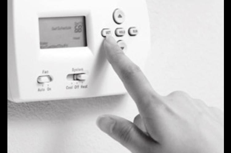 Take Advantage of Programmable Thermostats to Maximize Energy Savings