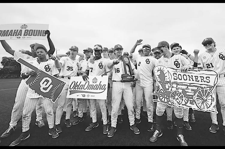 OU Baseball Wins Super Regionals and Advance to Omaha