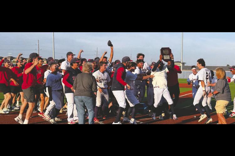 Seminole State College baseball is headed to nationals after two wins Thursday afternoon in the NJCAA South Central District Tournament. The Trojans defeated St. Charles Community College of Missouri in back-to-back games (11-5 and 19-5) to secure a berth in the JUCO World Series. The tournament was held at the Brian Crawford Memorial Sports Complex in Seminole. The World Series will be held from May 23-29, 2026 in Grand Junction, Colorado. (Photo courtesy Lana Reynolds)