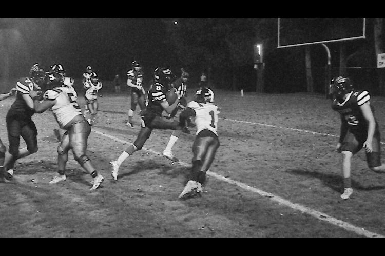 Konawa Tigers Win at Home on Senior Night