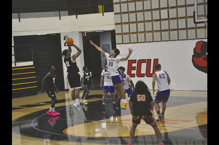 Wewoka Tigers Compete at ECU Summer League