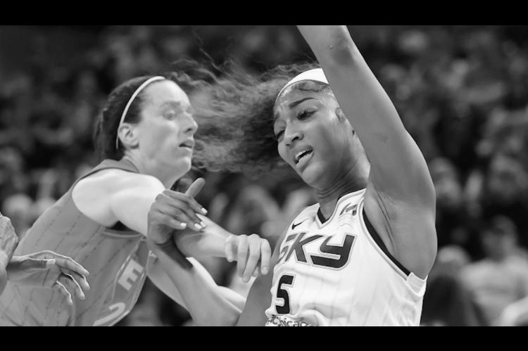 Caitlin Clark Showed Off with 1st Triple-Double Of the Season in Sky Match