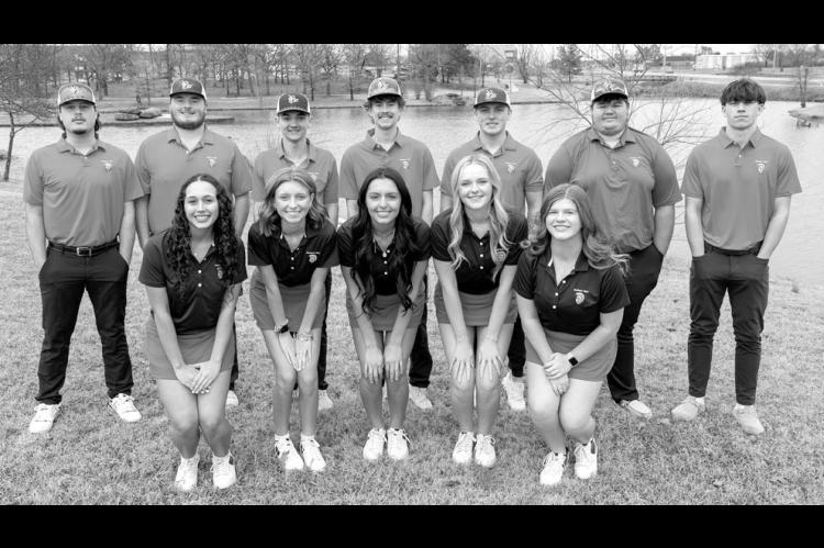 Members of the Seminole State College men’s and women’s golf teams (pictured left to right, back row): Ethan Robbins, Johnny Howard, Chase Conner, Cooper Mercer, Jonathen Martens, Cayden Sherwood and Jackson Summar; (front row) Shelby Ellis, Allison T