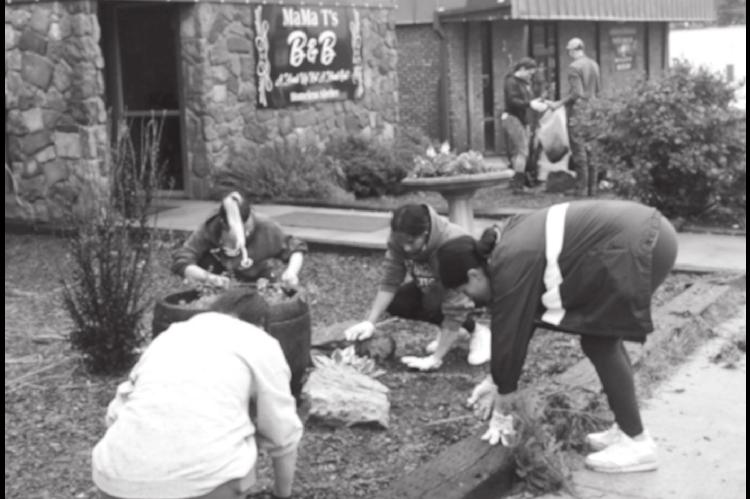 SSC and ECU Students Collaborate on Community Project
