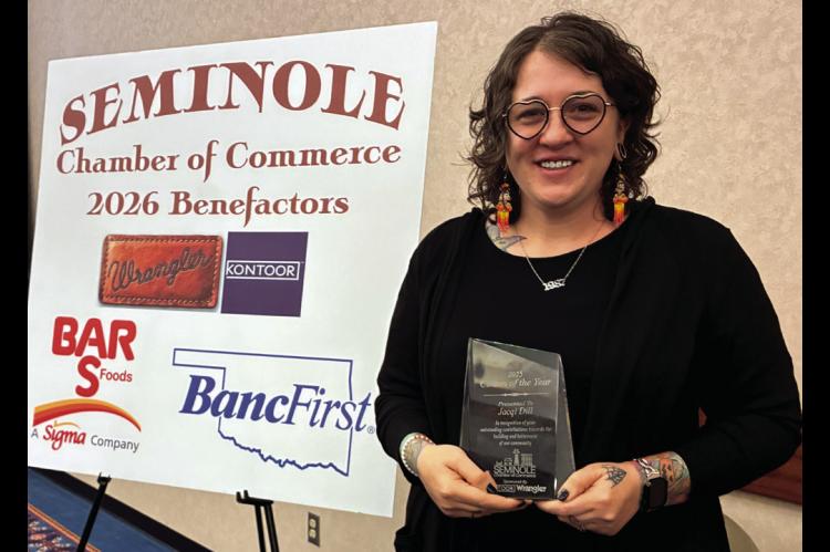 Seminole resident Jacqi Dill was honored as the “Person of The Year” at the Seminole Chamber of Commerce annual banquet held Tuesday, Feb. 24 at the Enoch Kelly Haney Center on the SSC campus. —Staff Photo by Bob Melton
