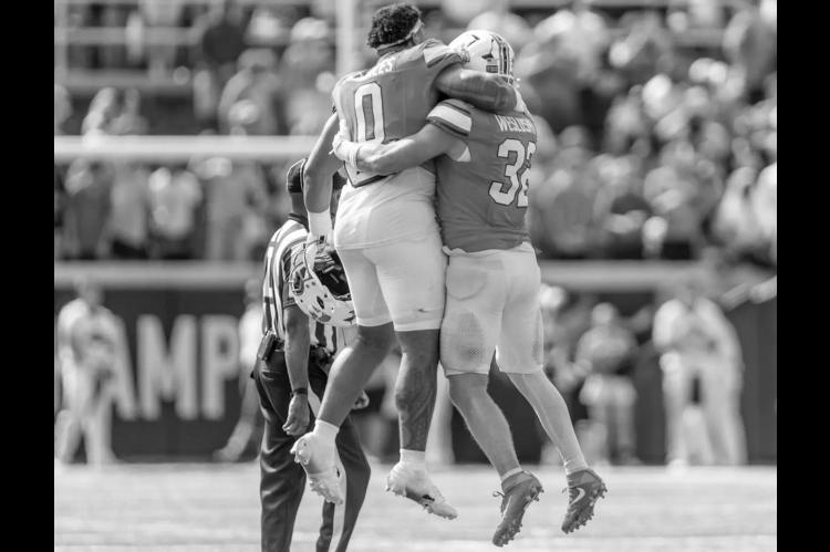 Oklahoma State Stuns No. 6 Oregon, 39-31 Saturday