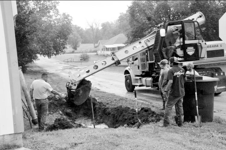 Multiple city vehicles and heavy equipment were present along Strother Avenue at Erueka Street Thursday morning. Public Works Director Bryant Baker reported that crews were cleaning and clearing out a city storm drain that had become blocked with tree lim