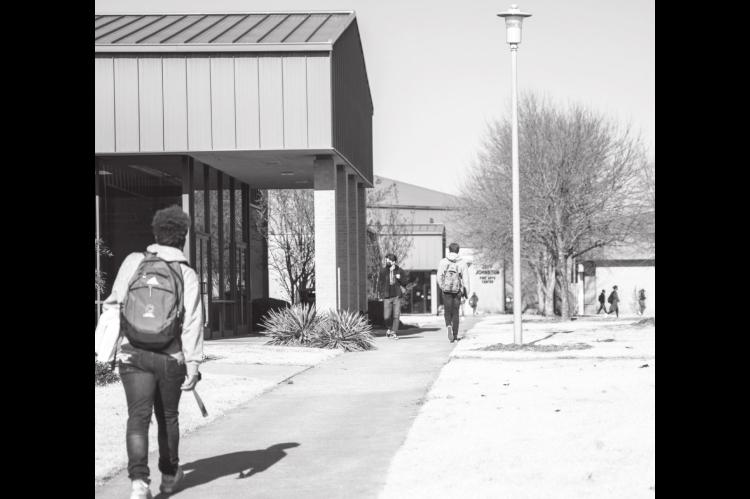 Students Return to SSC