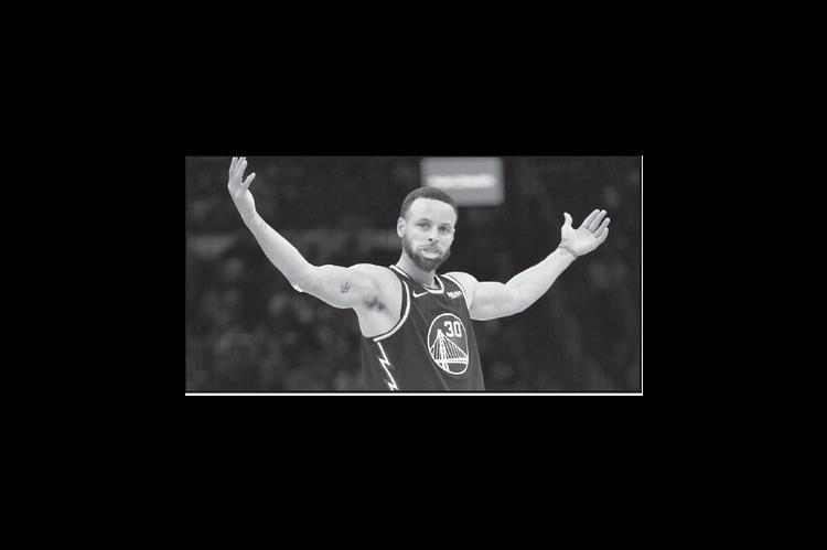 Stephen Curry Erupts for 56, Sinks 12 3s to Rally Warriors