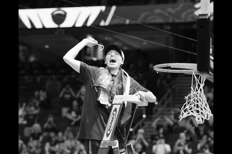 UConn Dominates South Carolina, Wins 12th National Title