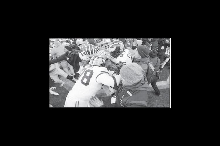 Big 10 Fines Michigan and Ohio State $100,000 for Postgame Fight