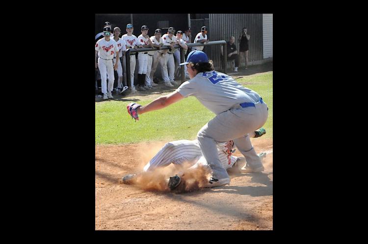 Konawa Tigers Claw Past Little Axe in Second Inning Thursday