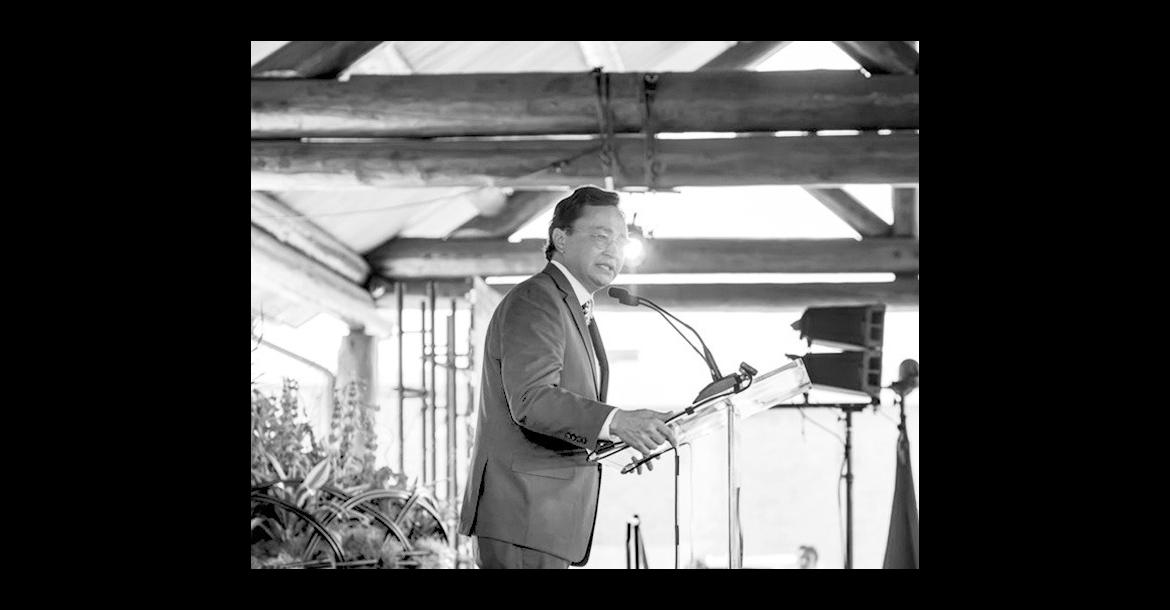 Chuck Hoskin Jr. speaks at Cherokee Nation Holiday in Tahlequah. (Photo by Sarah Liese/KOSU)