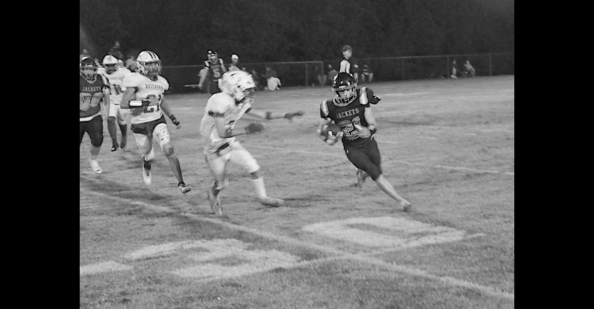 Strother Yellowjacket Peyton Moody breaks out to the outside for the first down. Staff Photo by Bill Anderson